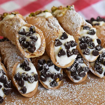 Photo of Traditional Italian Cannoli