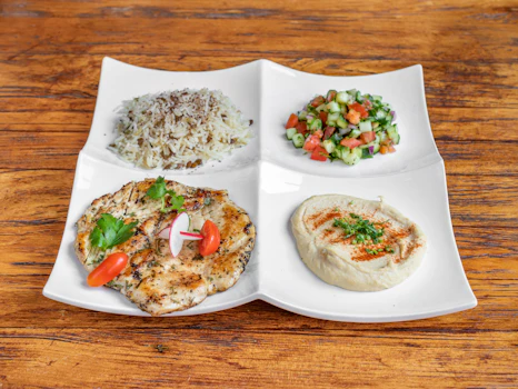 Photo of Grilled Chicken Lunchbox