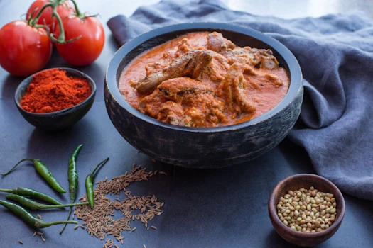 Photo of Medium Tray of Chicken Tikka Masala