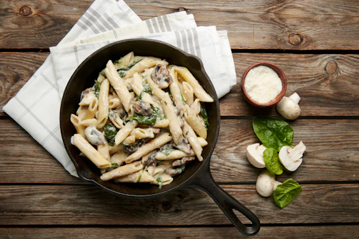 Photo of Veggie Spicy Tomato-Cream Alfredo