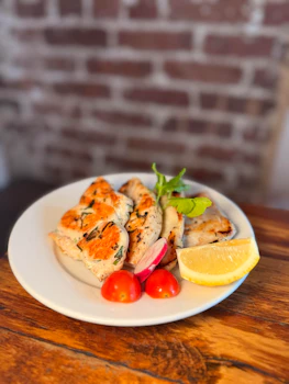 Photo of Half Tray of Grilled Chicken