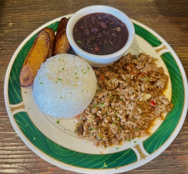 Photo of Individual Homestyle Ground Beef Plate | Picadillo