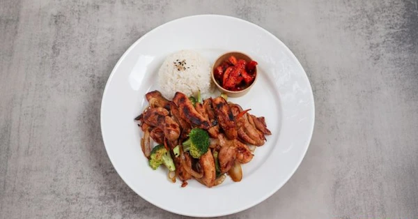Photo of Top - Original Dak Chicken Protein Meal
