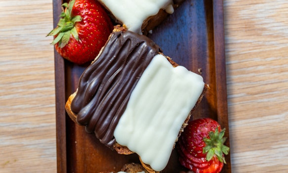 Photo of Small Black & White Russian Coffee Cake Platter