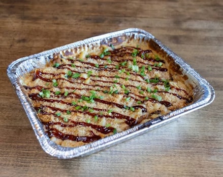 Photo of Tray of BBQ Pulled Pork Mac