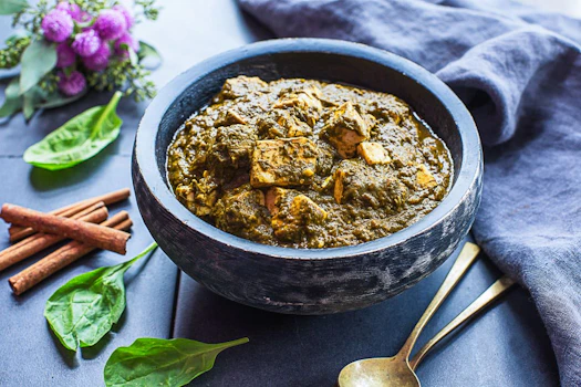 Photo of Large Tray of Saag Paneer