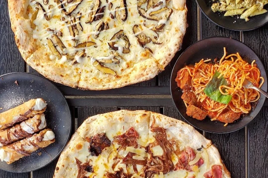 Atlanta Pizza Truck Corporate Catering and Group Ordering located at 2000 Cheshire Bridge Rd NE j, Atlanta, GA 30324, USA. Atlanta Pizza Truck's top menu items include Tray of Meat Lasagna, Tray of Veggie Lasagna, Caesar Salad.