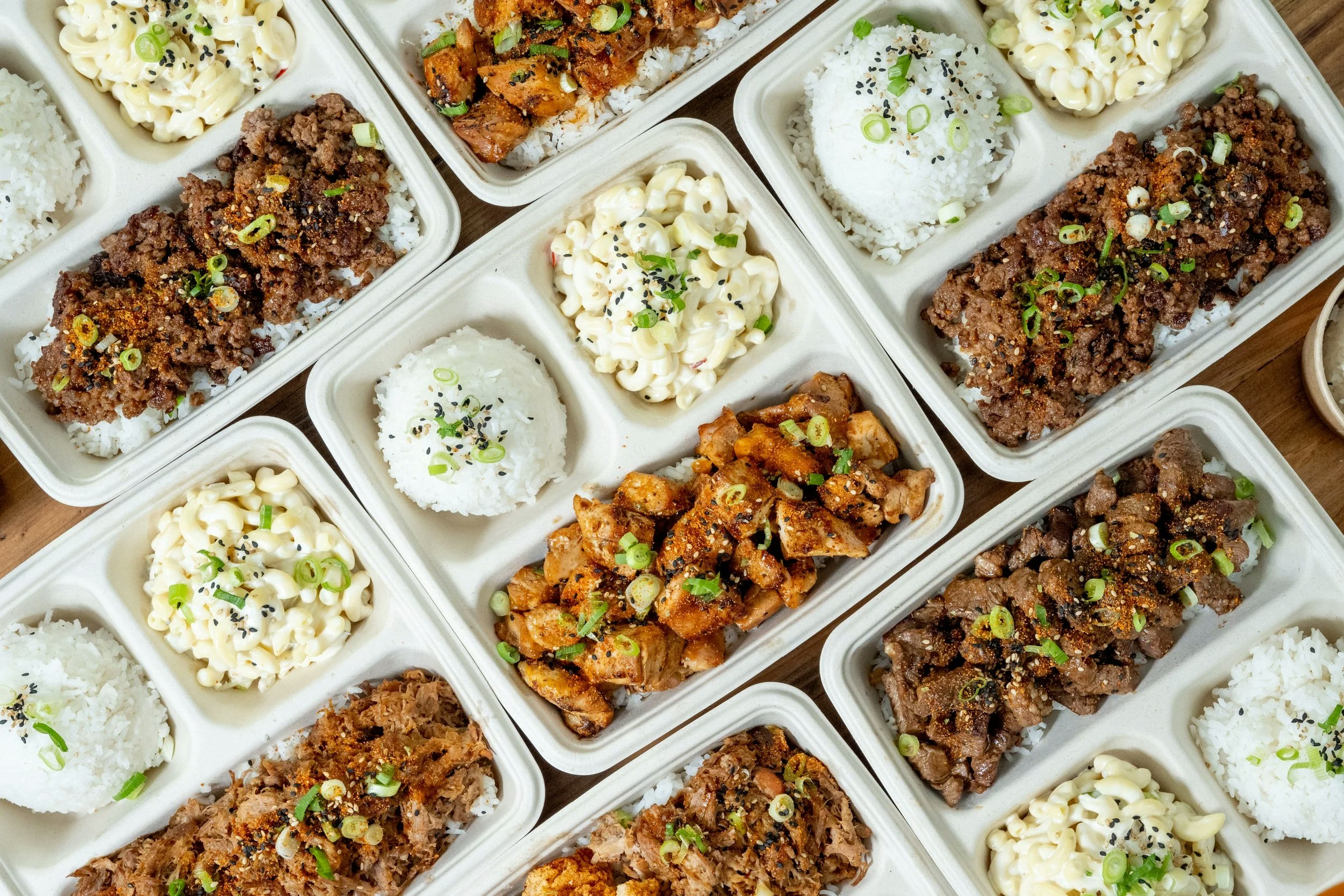 Big Daddy’s Hawaiian Corporate Catering and Group Ordering located in Atlanta, Austin, Chicago, Columbus, Dallas, Washington DC, Denver, Los Angeles & Orange County, New York City, Philadelphia, San Diego, San Francisco & Bay Area, San Jose & South Bay. Big Daddy’s Hawaiian's top menu items include Hawaiian BBQ Chicken Tray, Hawaiian BBQ Impossible Beef Tray, Jasmine Rice Tray.