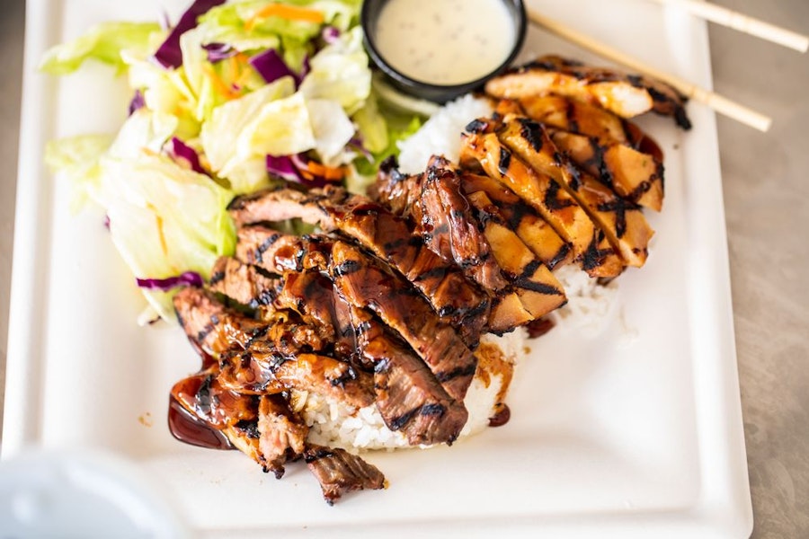 Teriyaki Tom's Corporate Catering and Group Ordering located at Buttercup Creek Trail, Cedar Park, TX 78613, USA. Teriyaki Tom's's top menu items include Order of Cinnamon Cheesecake Rangoons, Regular Chicken Teriyaki Tray, Spicy Steak Teriyaki Tray.