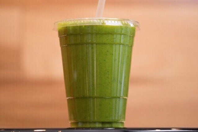 Classic Healthy Smoothies & Shakes - Image 1