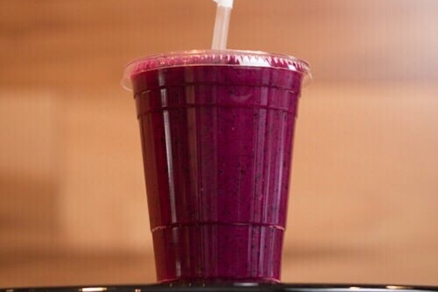 Classic Healthy Smoothies & Shakes - Main Image