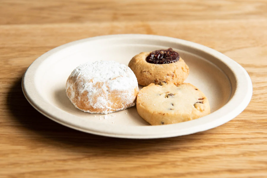 PI Bakerie and Eatery Corporate Catering and Group Ordering located in New York City. PI Bakerie and Eatery's top menu items include Box of Coffee, Platter of Fresh Fruit, Tray of Pita, Veggies & Hummus.