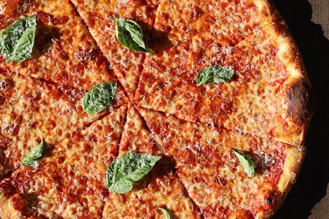 Individual Pizzas & Calzones