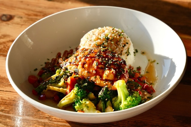 Hearty Buffet - Image 2