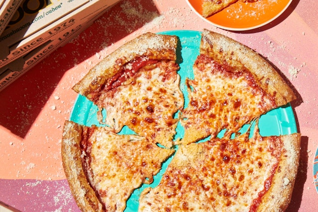 Mellow Mushroom Pizza Party! - Image 1